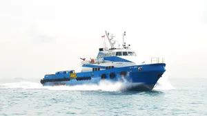 Penguin Delivers Crewboat