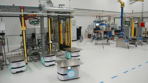 Amazon-style: provider robots service the robot assembly team. Credit: William Stoichevski