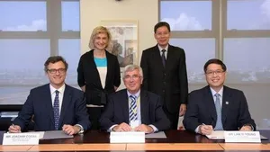 LNG bunker MOU signing: Photo credit MPA