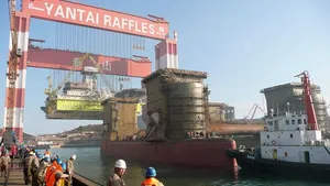 Chinese Shipyard Scene: Photo credit Wiki CCL2