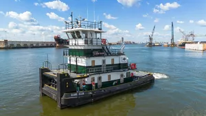 Blakeley BoatWorks Delivers Pushboat to Cooper Marine