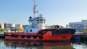 Singapore’s First Fully Electric Tug Commissioned Ahead of 2026 Deployment