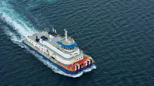 RAL designed advanced diesel electric shallow draft river push boat.
