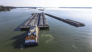 The Hidrovias river pusher tugs operate with Wärtsilä 20 engines often in remote locations, making efficient service support essential. © Hidrovias do Brasil.