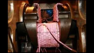 In-situ crankshaft annealing: Photo credit Goltens