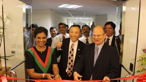 LUKOIL Marine’s Managing Directors June Manoharan and Jan Thiedeitz at the opening ceremony ribbon cutting. (Photo: LUKOIL Marine)