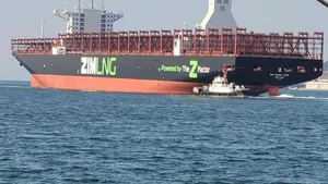 ZIM's First LNG-powered Containership Begins Maiden Voyage