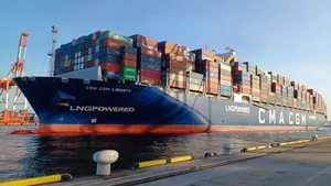 Yokohama Port Call is First by an LNG-powered Containership in Japan