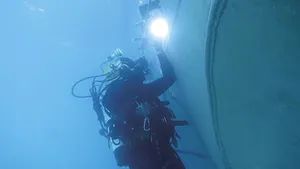 Underwarter Removal, Reinstallation of Bow Thruster
