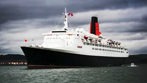 QE2: Photo credit Wikimedia CCL