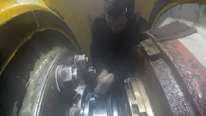 Delay Averted with Underwater Sterntube Renewal