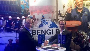 Photo: Ben de Kok, Managing Director, Bengi BV (L), Paul Grizell, Sales Director, AEGIR-Marine (R) (Photo: AEGIR-Marine)