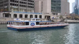 Volvo Penta Powers Chicago Sightseeing Boat