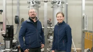Sauli Vahtokari from Langh Group’s production and Langh Group’s Managing Director Laura Langh-Lagerlöf. (Photo: Langh Tech)