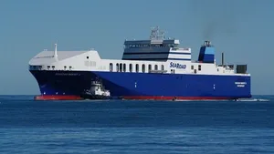Australian LNG-fueled RO/RO Enters Service