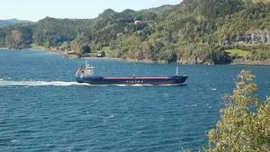 Short Sea Cargo Ship: Photo credit Wikimedia CCL