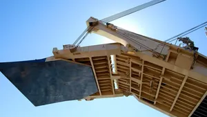 Stern quarter ramp with electric drive: Photo credit MacGregor