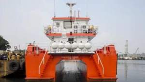 This StratCat features the world’s first IPS 900 quad installation