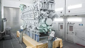 Tech File: Rolls-Royce Delivers 16-cylinder Version of mtu Series 8000 Engines