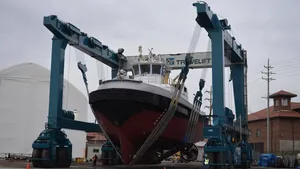 Travelift Hull 9201: Photo credit Great Lakes Shipyard