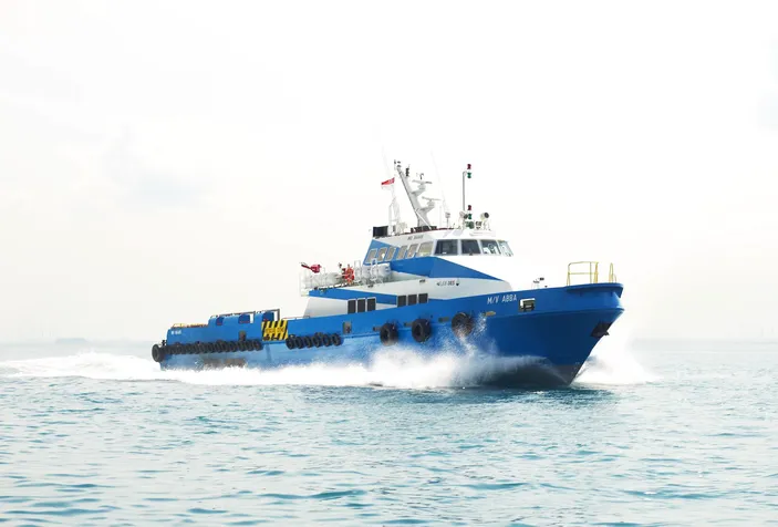 Penguin Delivers Crewboat
