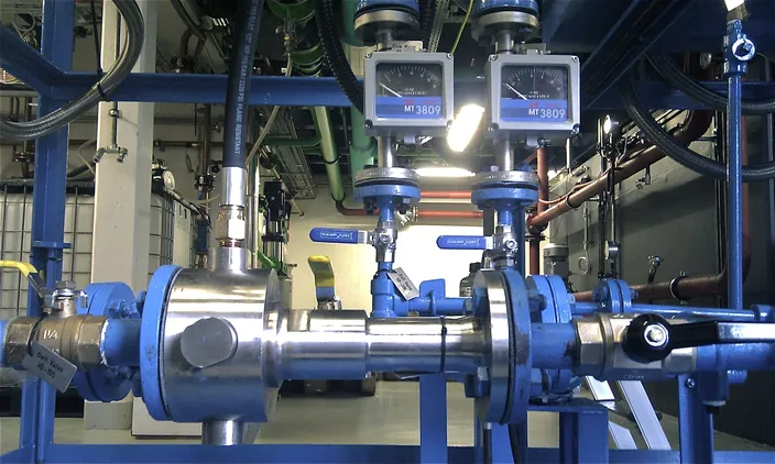 Oil & Water do Mix