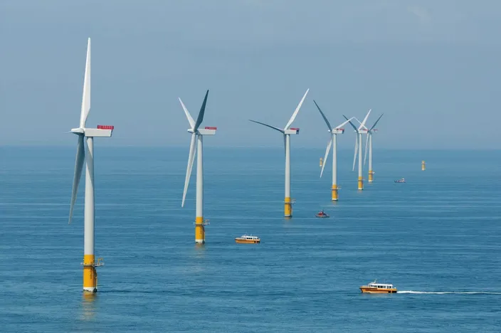 Rolls-Royce Water Jets for Windfarm Support Vessels