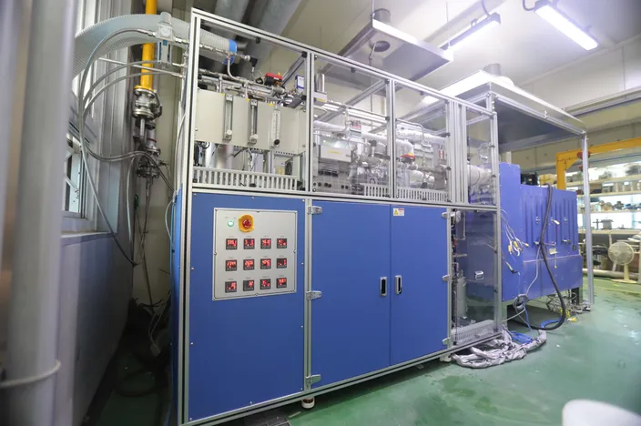 The 20kW-class anode-supported solid oxide electrolysis system. Image courtesy KIMM