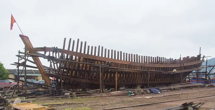 A new 26-meter fishing boat is framed up and ready for planking. (Haig-Brown photos courtesy of Cummins Marine)
