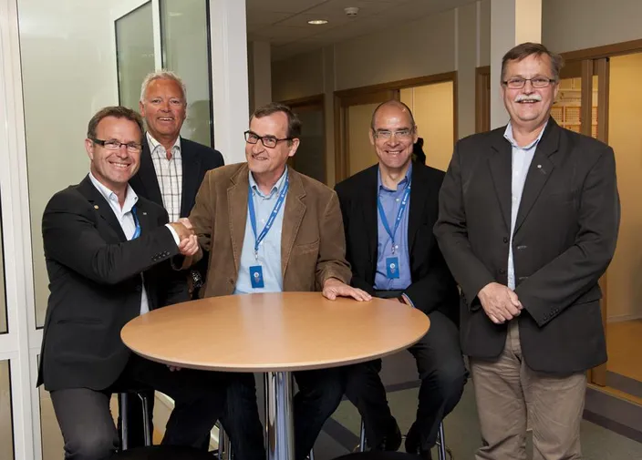  Brunvoll and Steerprop has decided to enter in to a strategic alliance. Here from the two companies meeting and agreement in Molde earlier this summer. From left, Managing Director at Brunvoll, Odd Tore Finnøy, Marketing Director at Brunvoll, Per Olav Løkseth, Managing Director Jarmo Savikurki and Vice President Jasto Tolonen from Steerprop and Technical Director at Brunvoll, Knut Andresen.