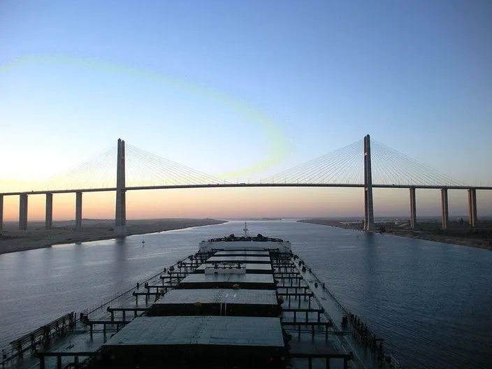 Bulk Carrier: Photo credit CCL Aashay Baindur