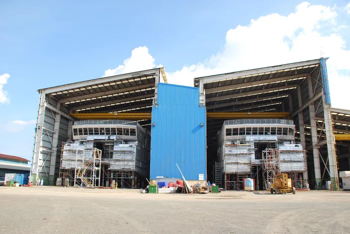 The two catamarans are currently being built by Strategic Marine’s shipyard in Vietnam for the Dutch shipping company Doeksen. (Photo: Rolls-Royce)