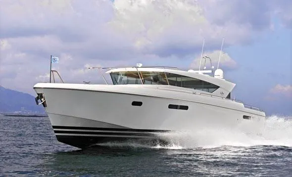 Delta 80 IPS: Photo credit Delta Powerboats