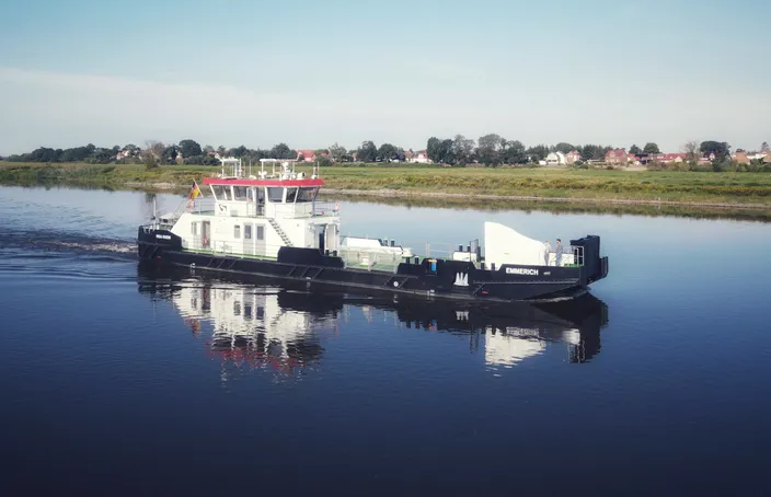 As the first innovative, future-orientated multipurpose vessel for the Waterways and Shipping Administration, MS Emmerich is the prototype for the series currently under construction. (Image: Bolle Shipyard)