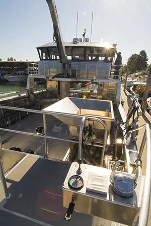 The forward controls and the ice refreshing chute