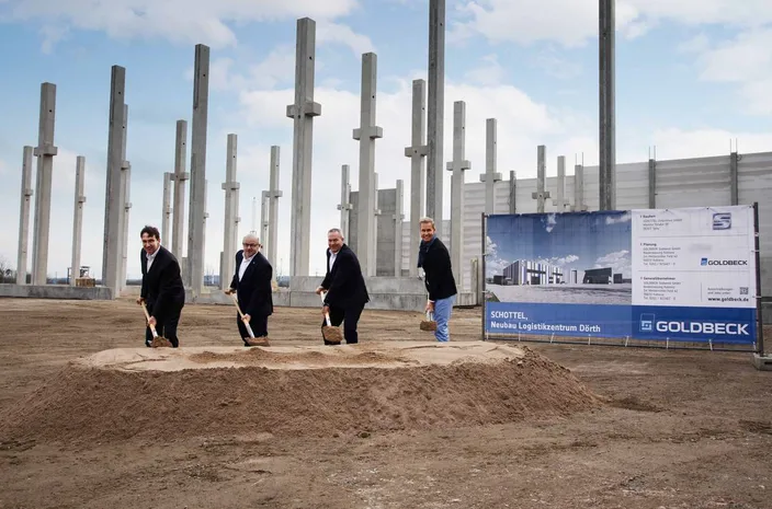 Ground breaking ceremony for new logistics center (Credit: Schottel)