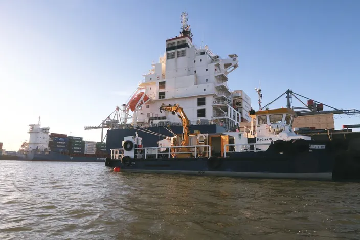 Hydrex has workboats ready for immediate mobilization. (Photo: Hydrex)
