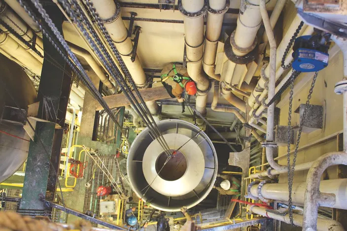 Lowering the scrubber section into place. (Photo: Goltens)