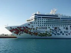 Norwegian Cruise Line Ship: Photo credit Wiki CCL 'Ludger001'