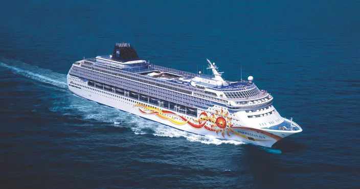 Norwegian Sun (Photo: Norwegian Cruise Line)