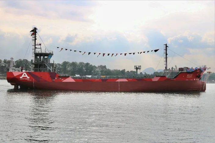(Photo: Asahi Tanker)