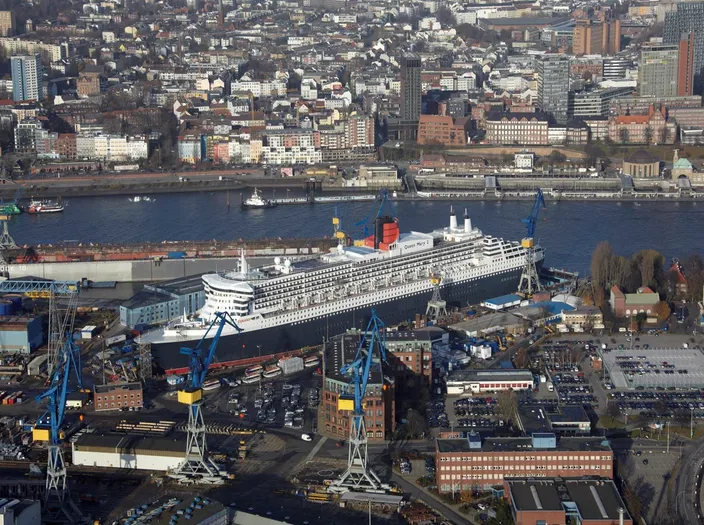 Queen Mary 2  (Photo: GE)