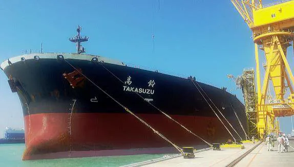 N-KOM is ready to undertake main engine cylinder cover reconditioning and piston crown chrome plating services for tankers repairing at the shipyard in Qatar. (Photo: N-KOM)