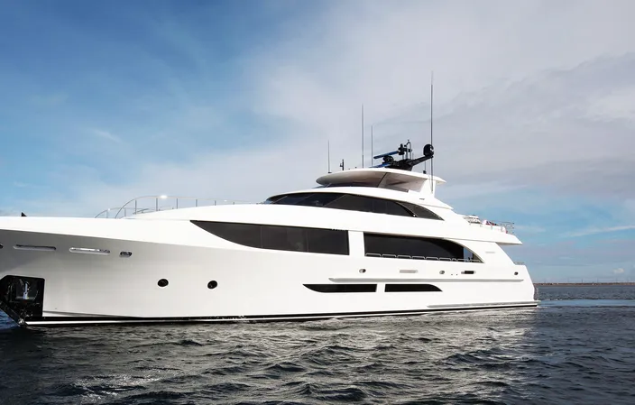 Rolls-Royce is delivering its new generation mtu Series 2000 engines which comply with the strict emissions regulations IMO III and EPA Tier 3 for a Westport 125 yacht. It's the first time these engines are delivered for a yacht to be built in the US. 
