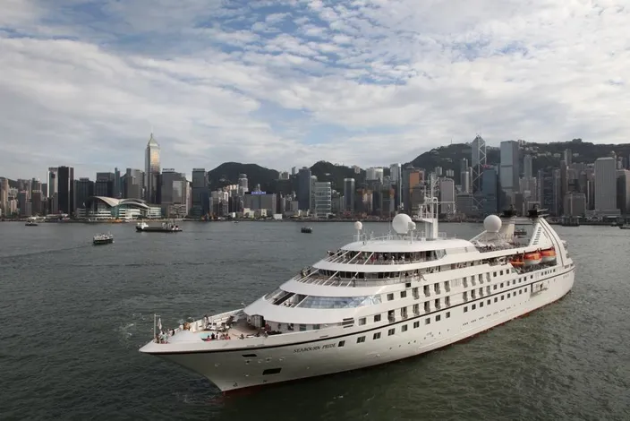 'Seabourn Pride' in Hong Kong: Photo credit Seabourn