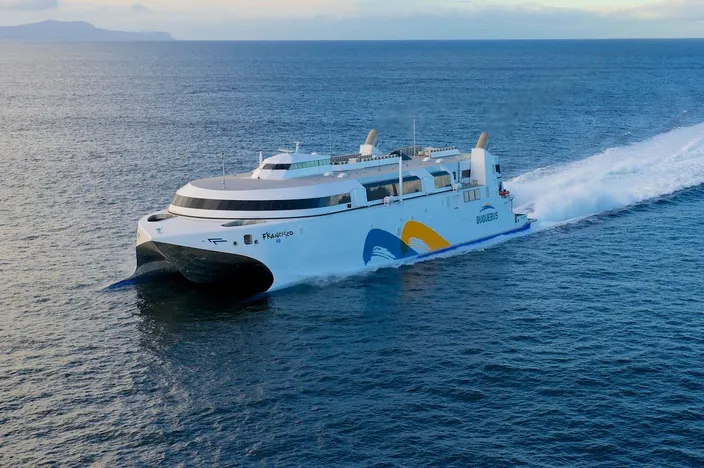 Shown is Francisco, the world fastest commercial ship, powered by two GE LM2500 dual fuel marine gas turbines. (Photo: GE)