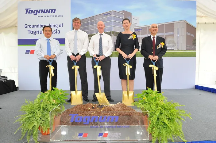 Singapore Groundbreaking: Photo credit Tognum