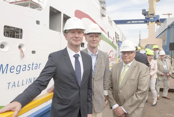 Tarvi-Carlos Tuulik, AS Tallink Grupp; Andres Lepik, AS Tallink Grupp; and Kari Toivonen, Meyer Turku (Photo: Meyer Turku)